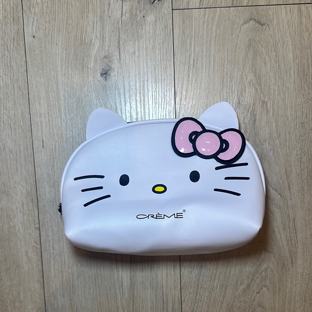 Hello Kitty Pink and White Make Up Pouch